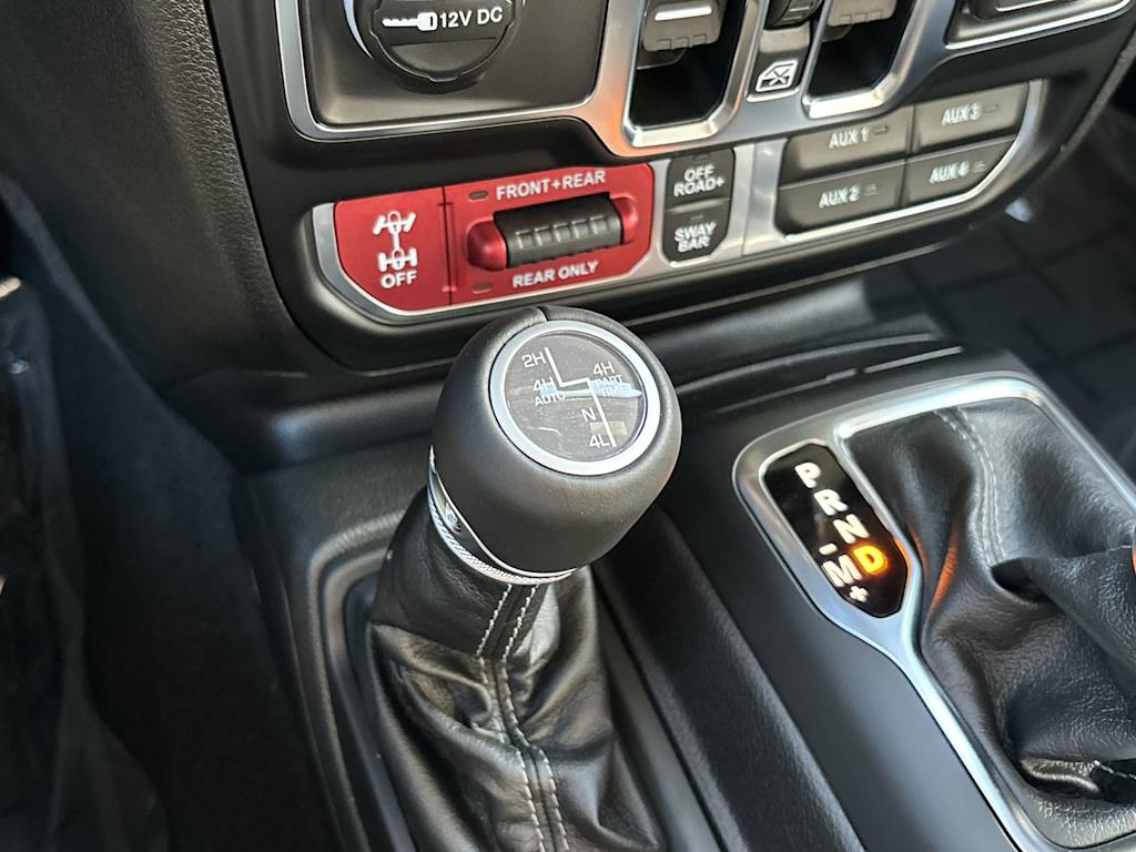 Thumbnail: 2025 Jeep Gladiator - 10