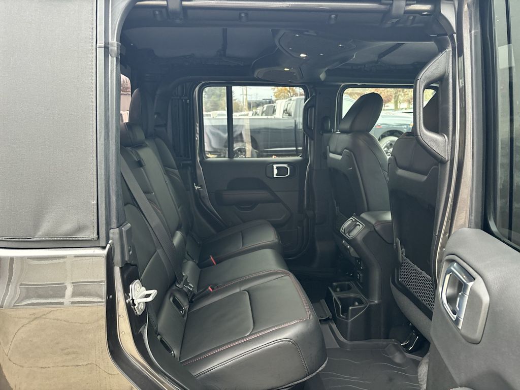 Thumbnail: 2026 Jeep Gladiator - 14