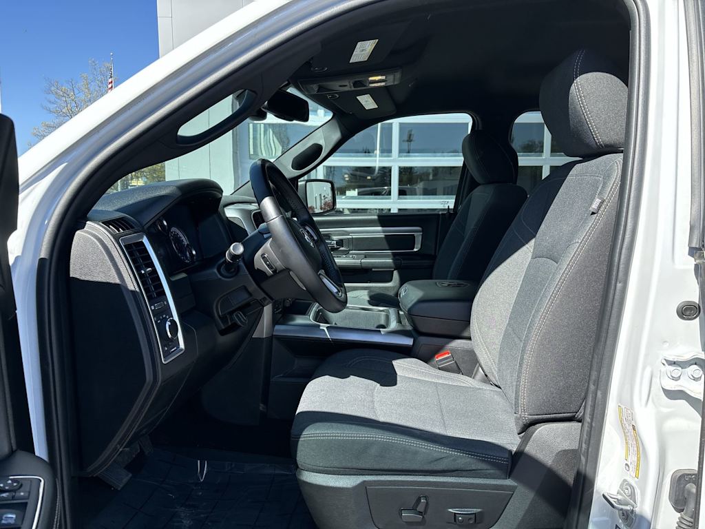 2022 RAM 1500 Warlock 8