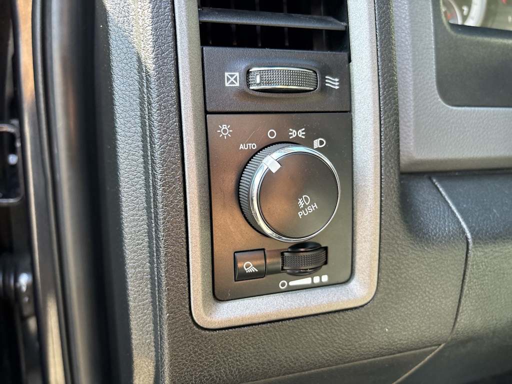 Thumbnail: 2015 RAM 1500 - 10