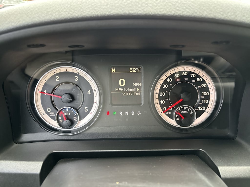 2015 RAM 1500 SLT 10