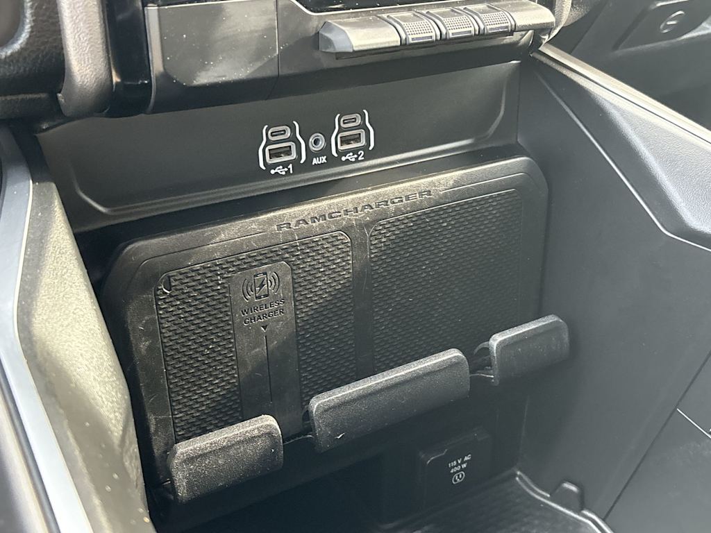 Thumbnail: 2025 RAM 1500 - 21