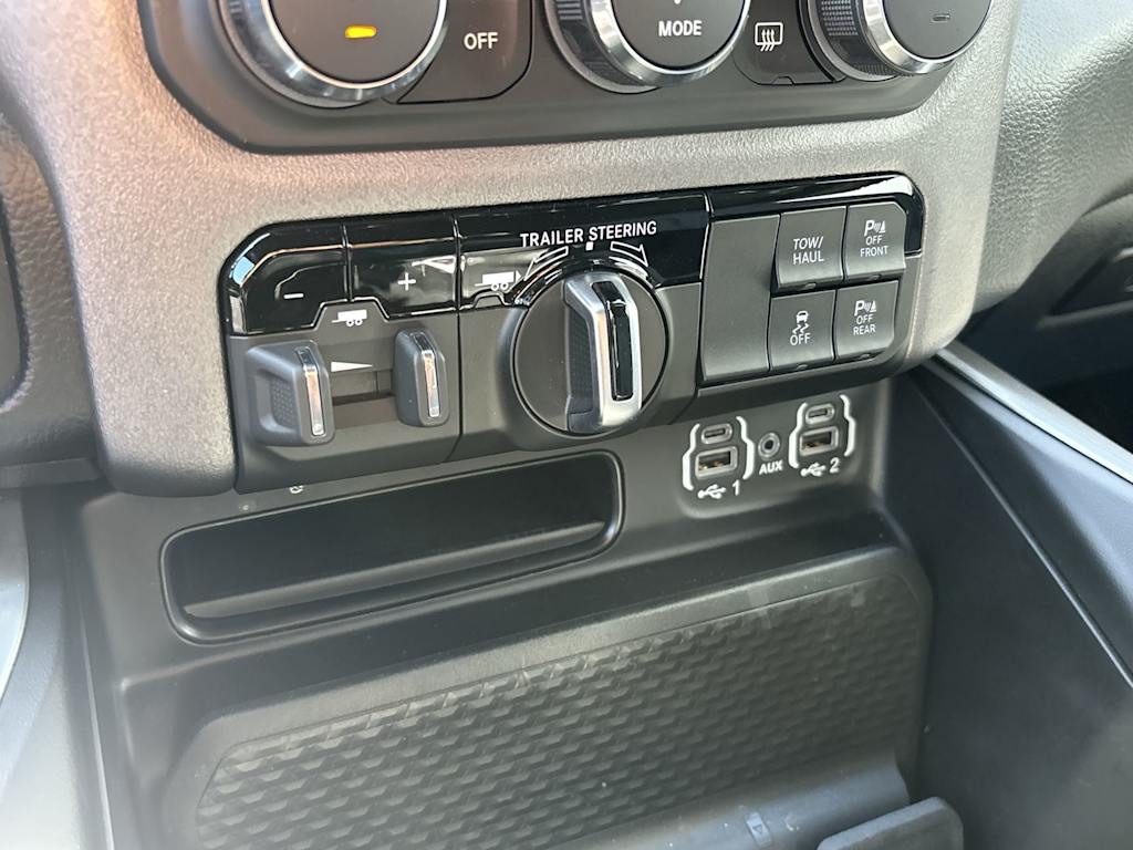 Thumbnail: 2023 RAM 1500 - 26