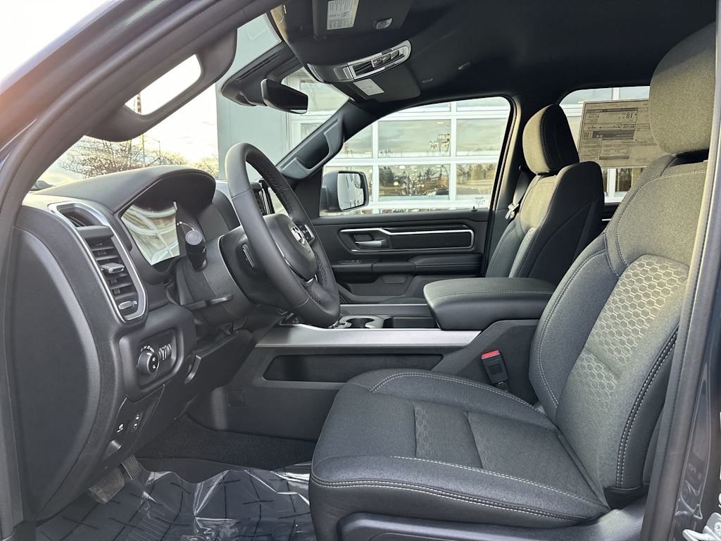 Thumbnail: 2026 RAM 1500 - 7