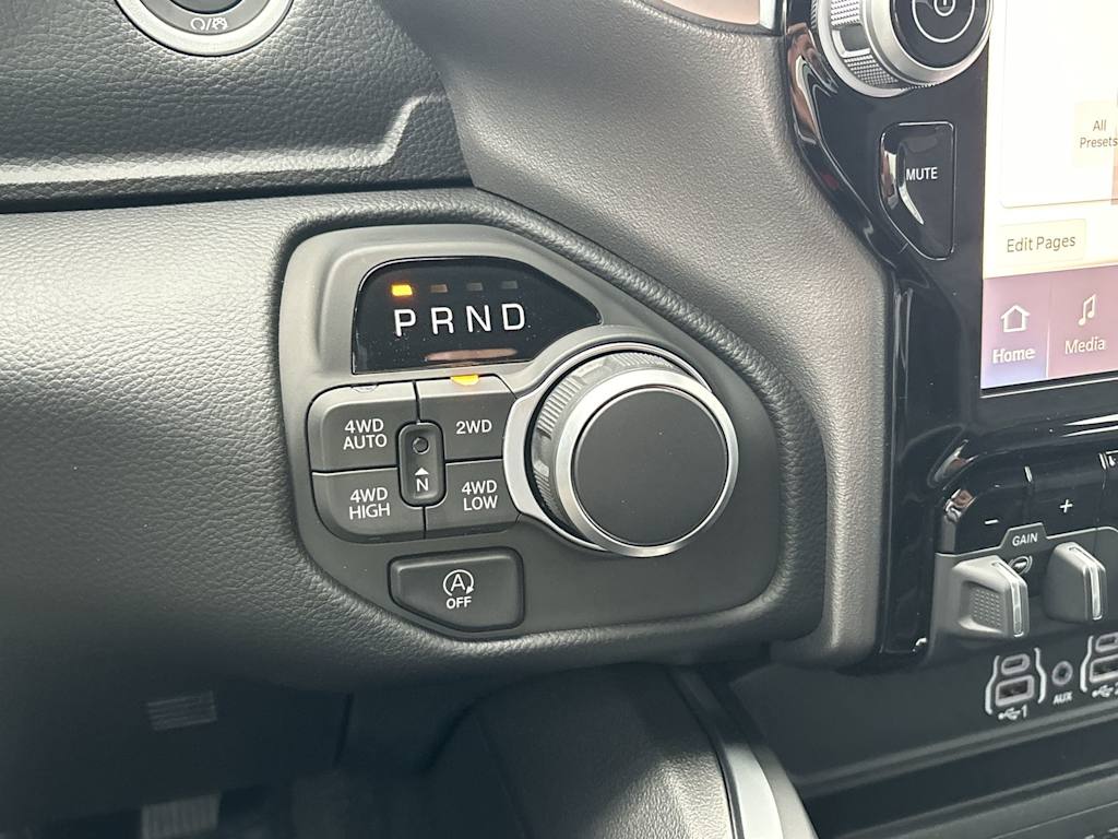 Thumbnail: 2026 RAM 1500 - 20