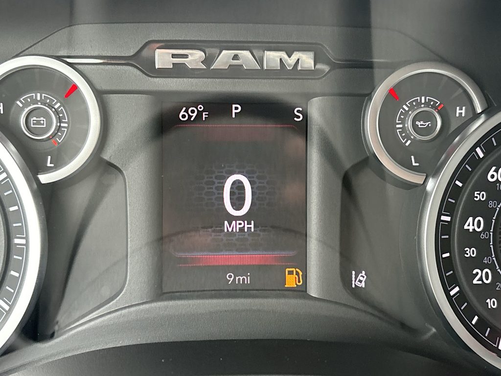 Thumbnail: 2026 RAM 1500 - 17