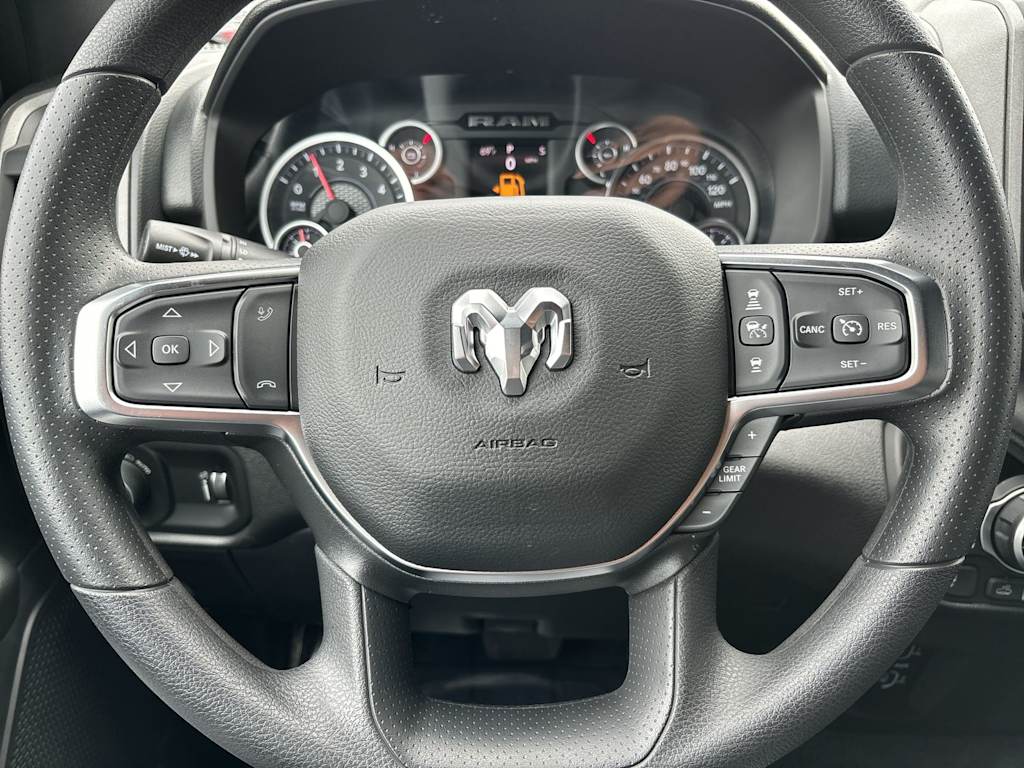 Thumbnail: 2026 RAM 1500 - 14