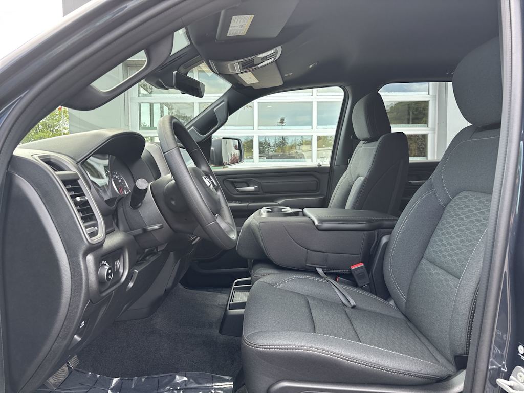 Thumbnail: 2026 RAM 1500 - 5
