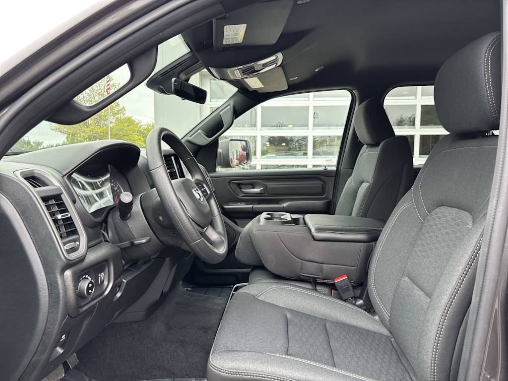 Thumbnail: 2026 RAM 1500 - 6