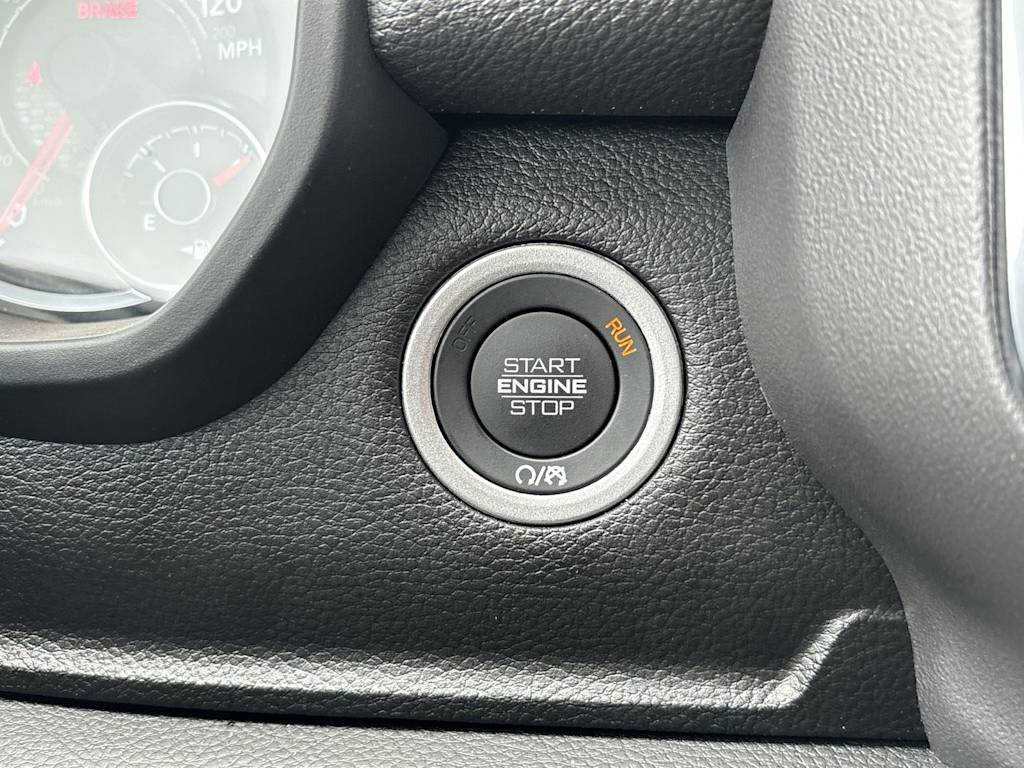2025 RAM 1500 Laramie 24