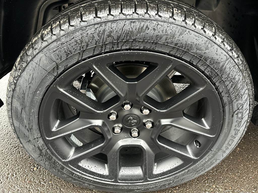 Thumbnail: 2026 RAM 1500 - 5