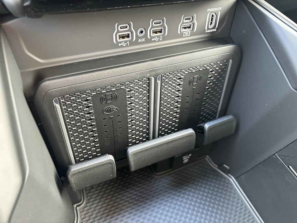 Thumbnail: 2026 RAM 1500 - 26