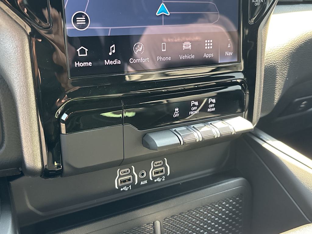 Thumbnail: 2026 RAM 1500 - 25