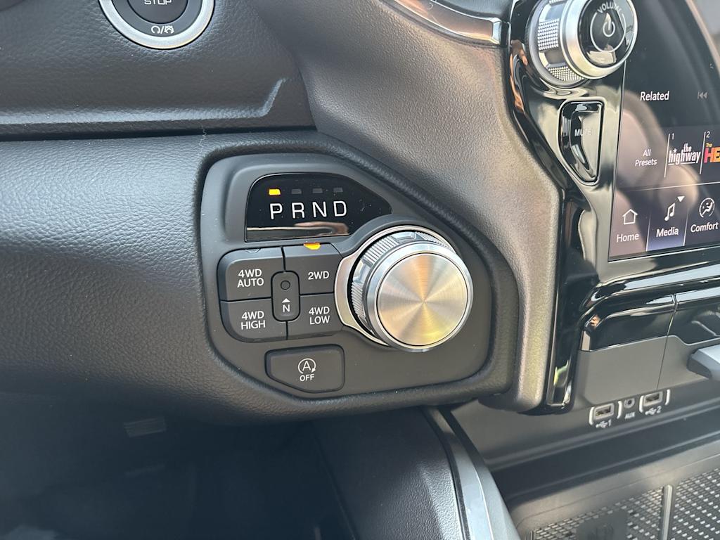 Thumbnail: 2026 RAM 1500 - 19