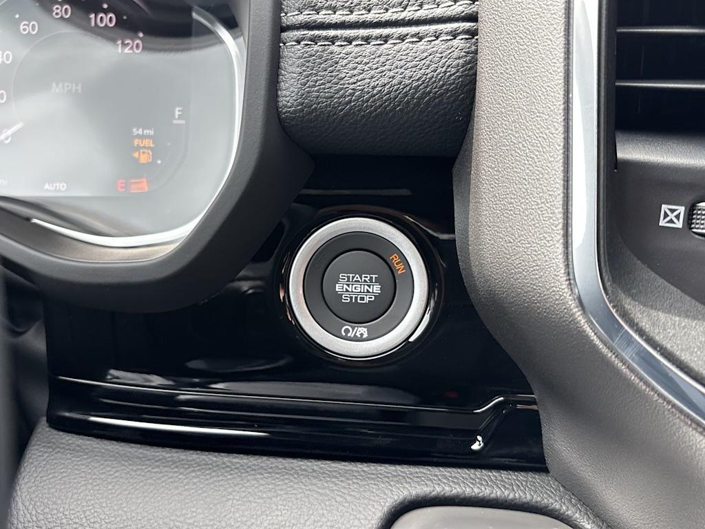 Thumbnail: 2026 RAM 1500 - 27