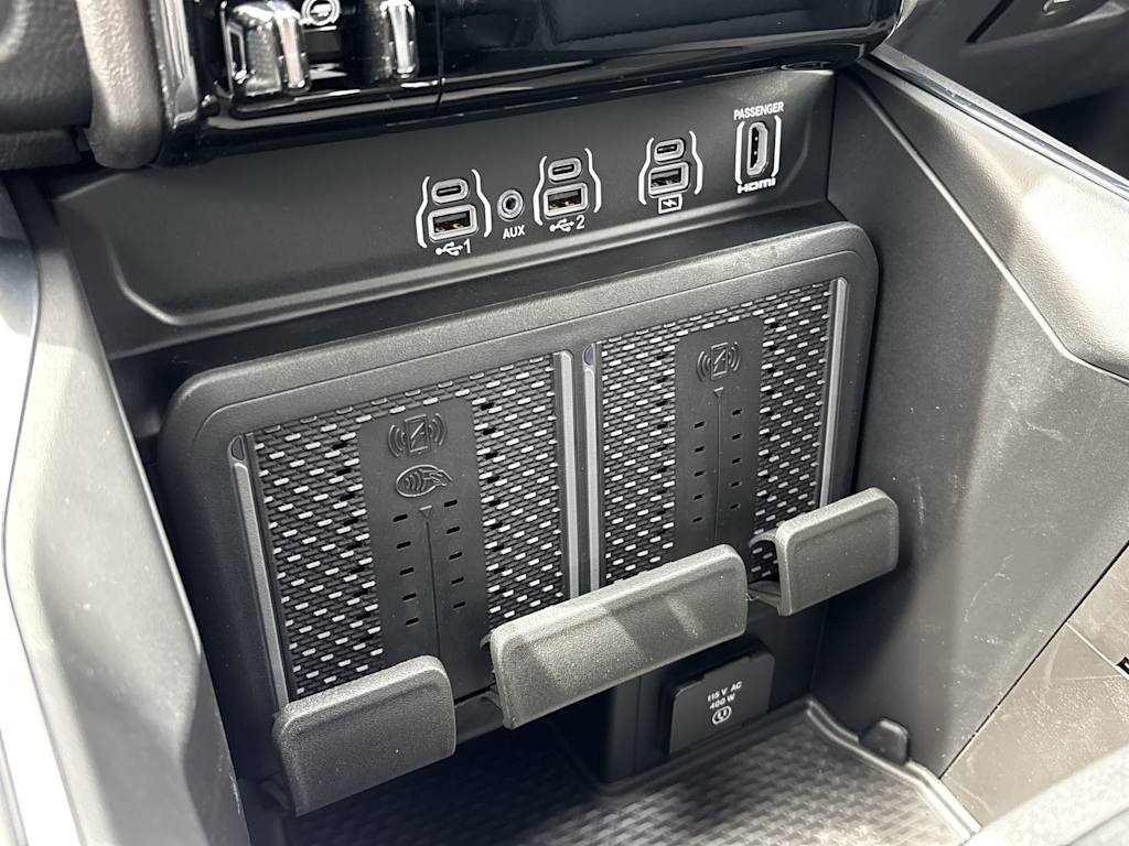 Thumbnail: 2026 RAM 1500 - 25