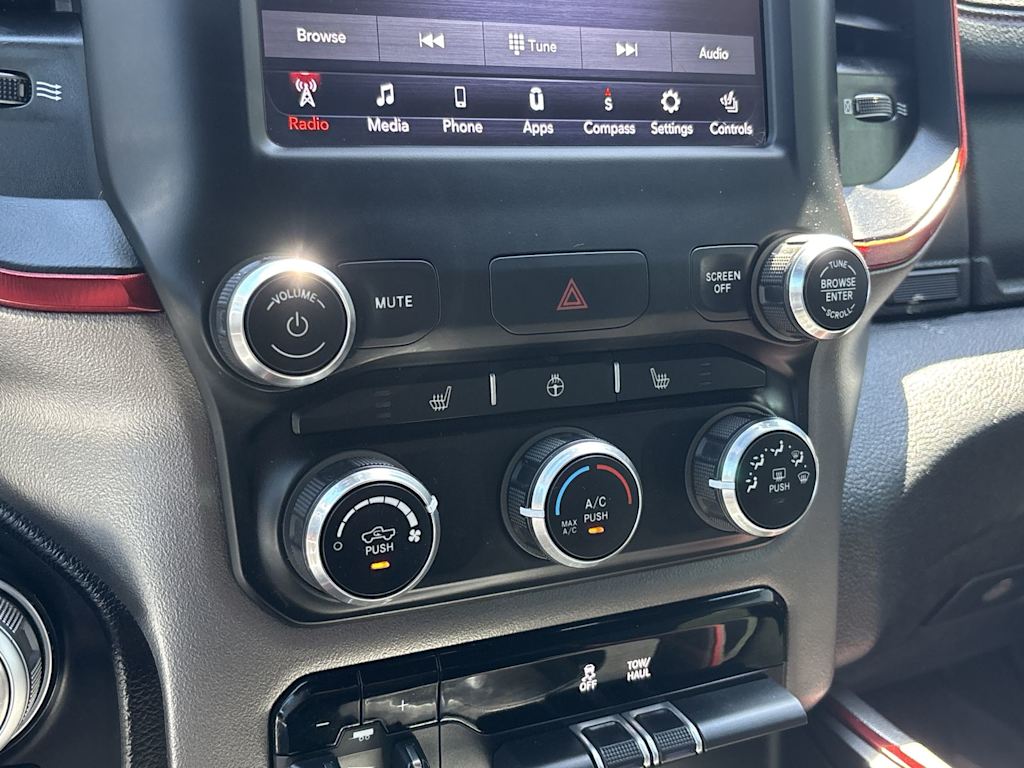 Thumbnail: 2020 RAM 1500 - 21