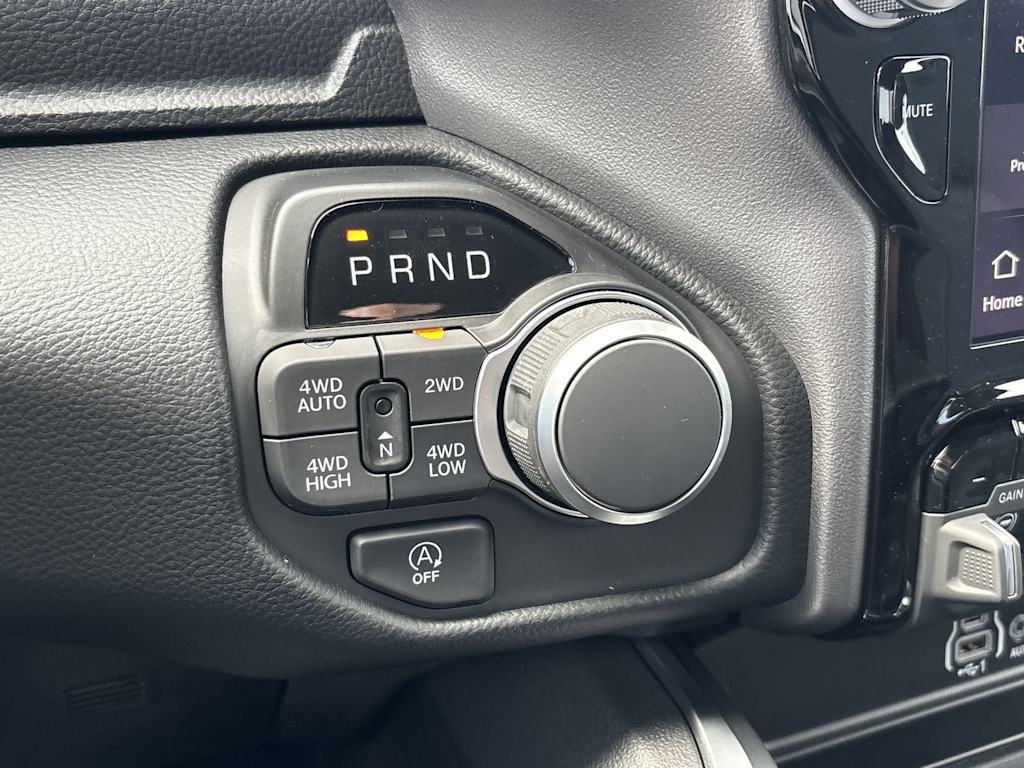 Thumbnail: 2026 RAM 1500 - 19