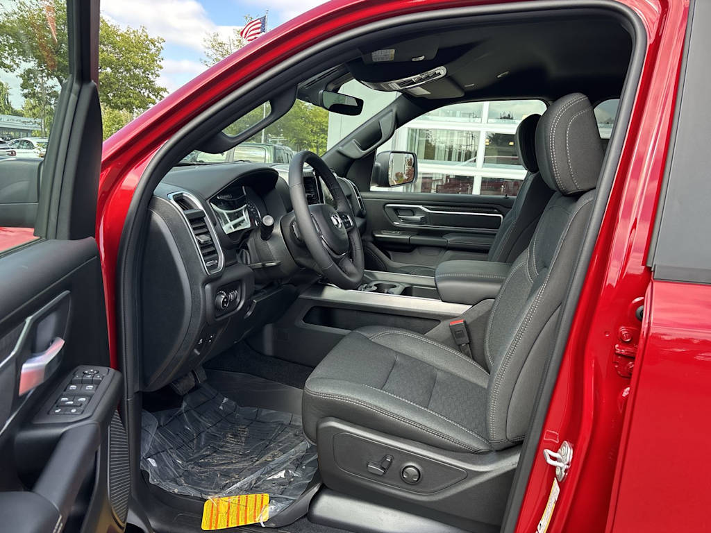 Thumbnail: 2026 RAM 1500 - 7