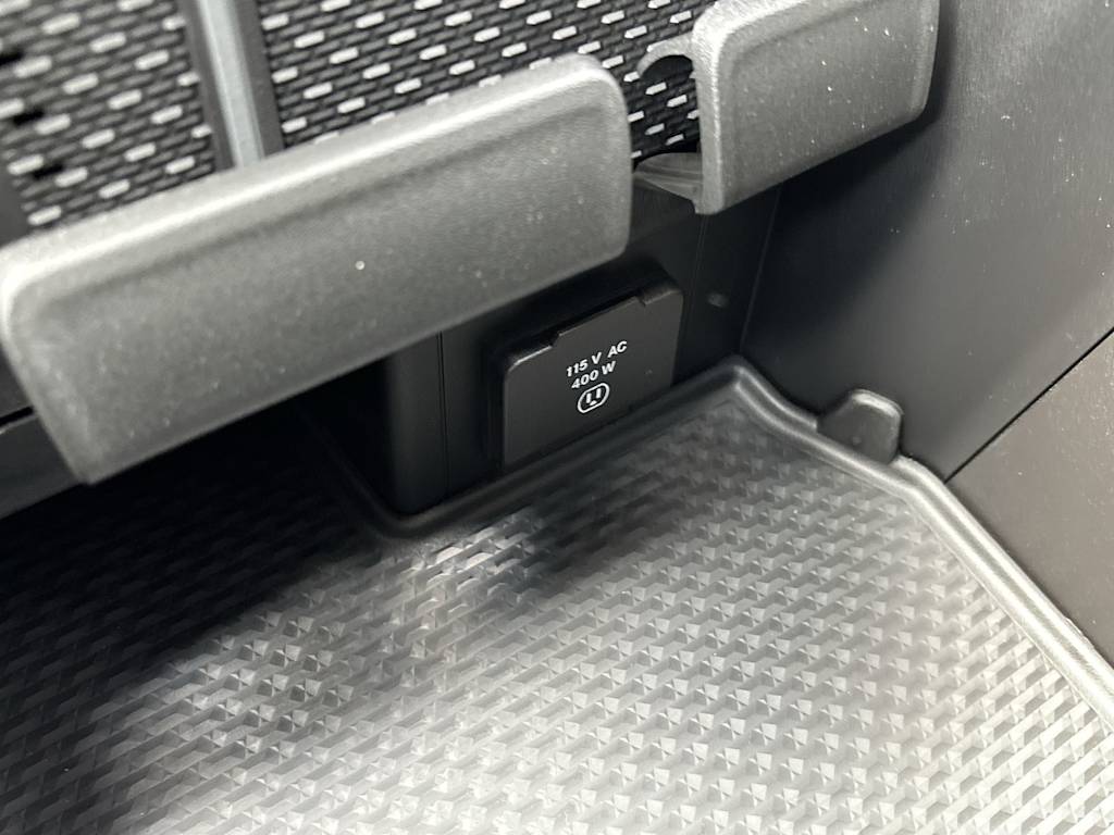 Thumbnail: 2026 RAM 1500 - 27