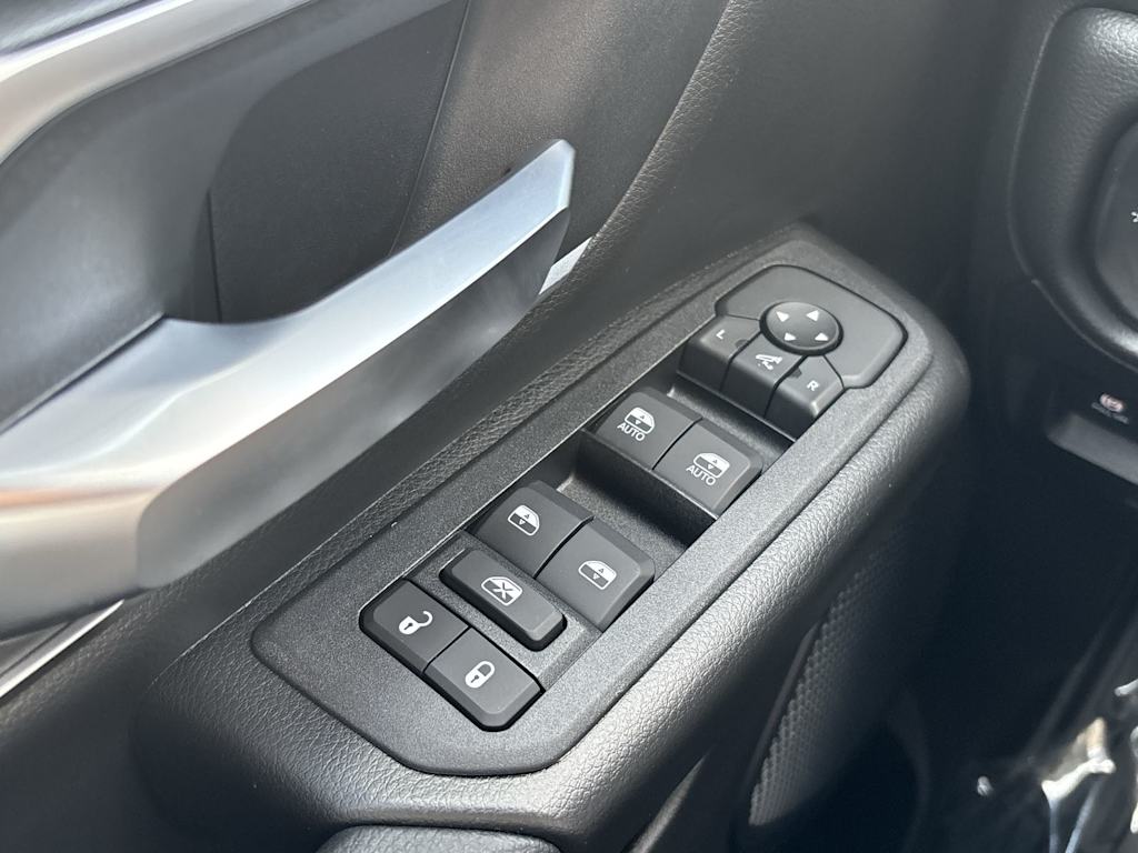 Thumbnail: 2026 RAM 1500 - 30