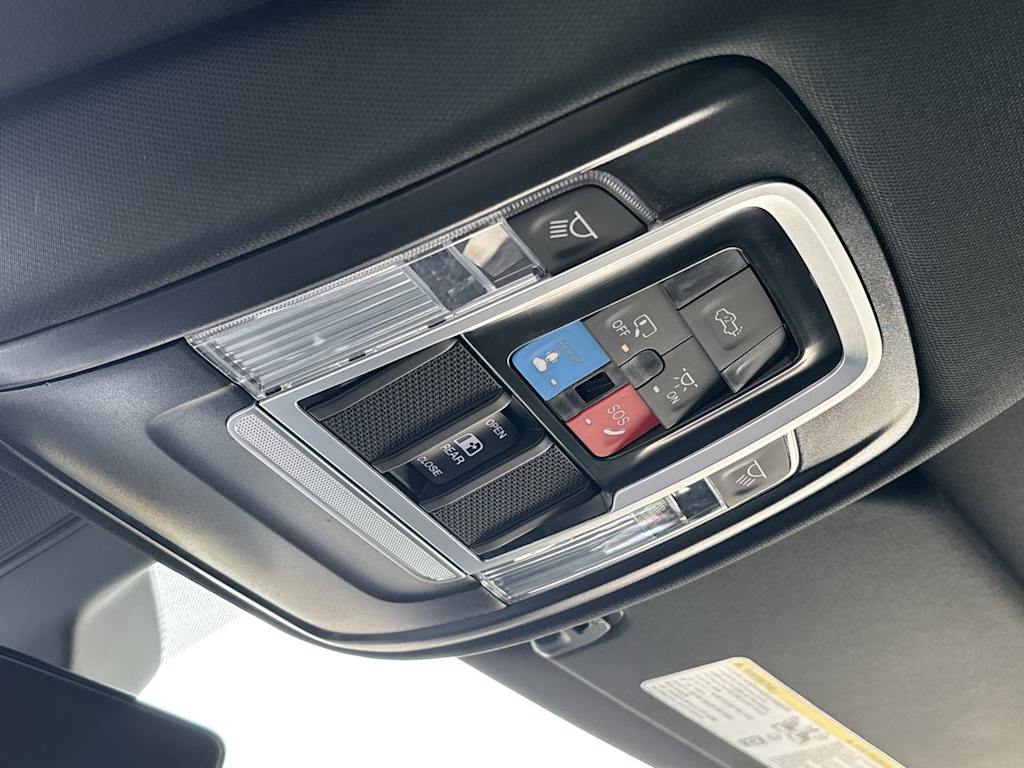Thumbnail: 2026 RAM 1500 - 28