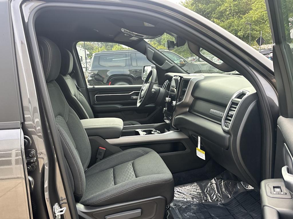 Thumbnail: 2026 RAM 1500 - 6