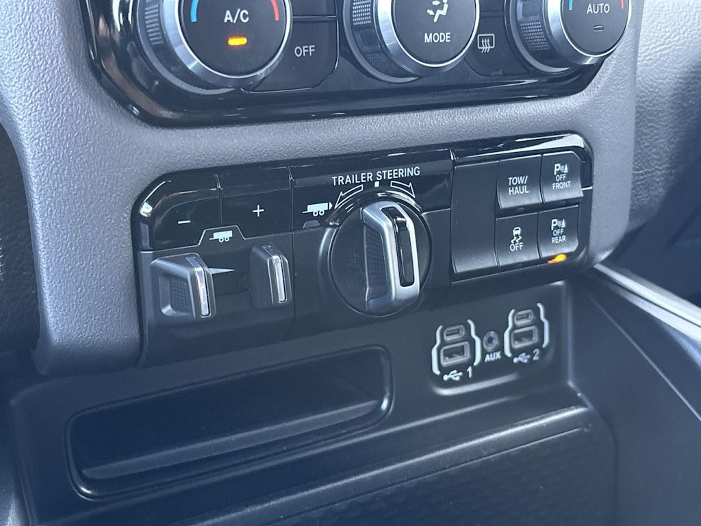 Thumbnail: 2023 RAM 1500 - 23