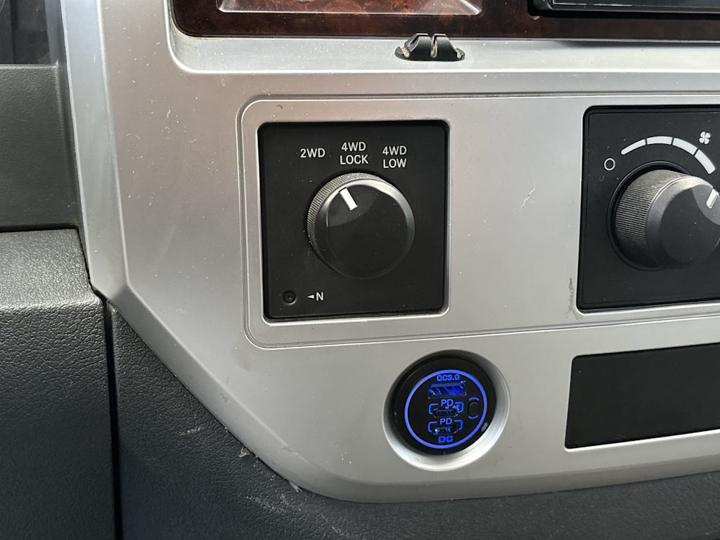 Thumbnail: 2008 Dodge Ram 1500 - 27