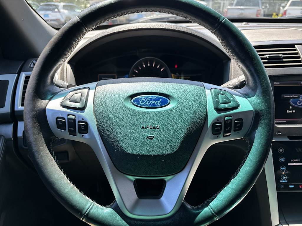 Thumbnail: 2015 Ford Explorer - 2