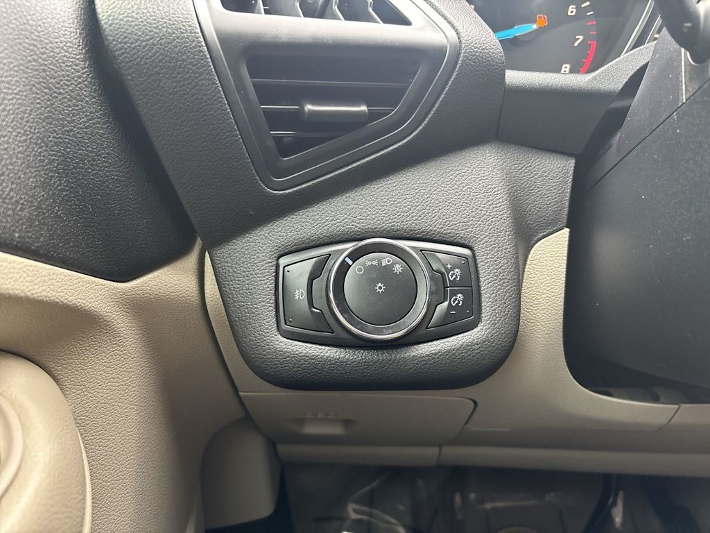 Thumbnail: 2014 Ford Escape - 18
