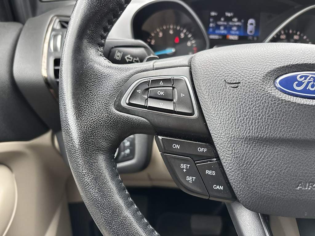 Thumbnail: 2017 Ford Escape - 12