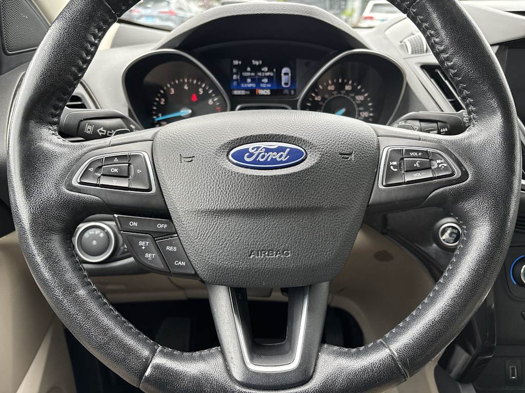 Thumbnail: 2017 Ford Escape - 11