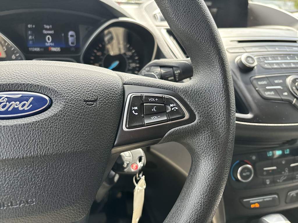 2017 Ford Escape SE 18