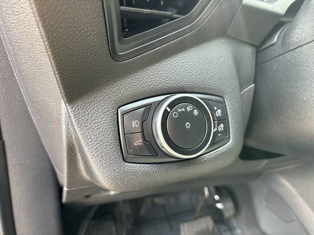 2017 Ford Escape SE 16
