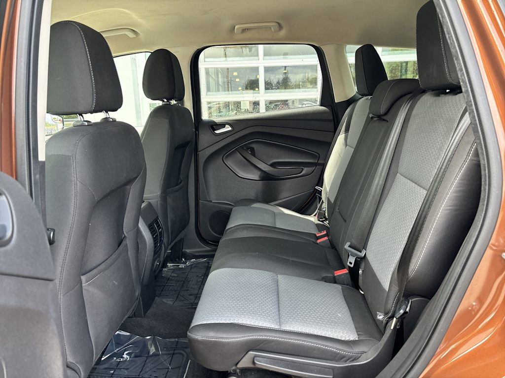 2017 Ford Escape SE 13