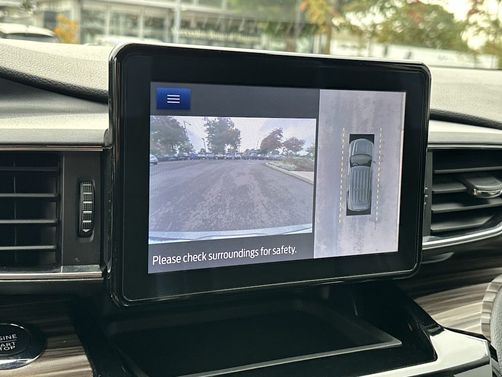 Thumbnail: 2023 Ford Explorer - 29