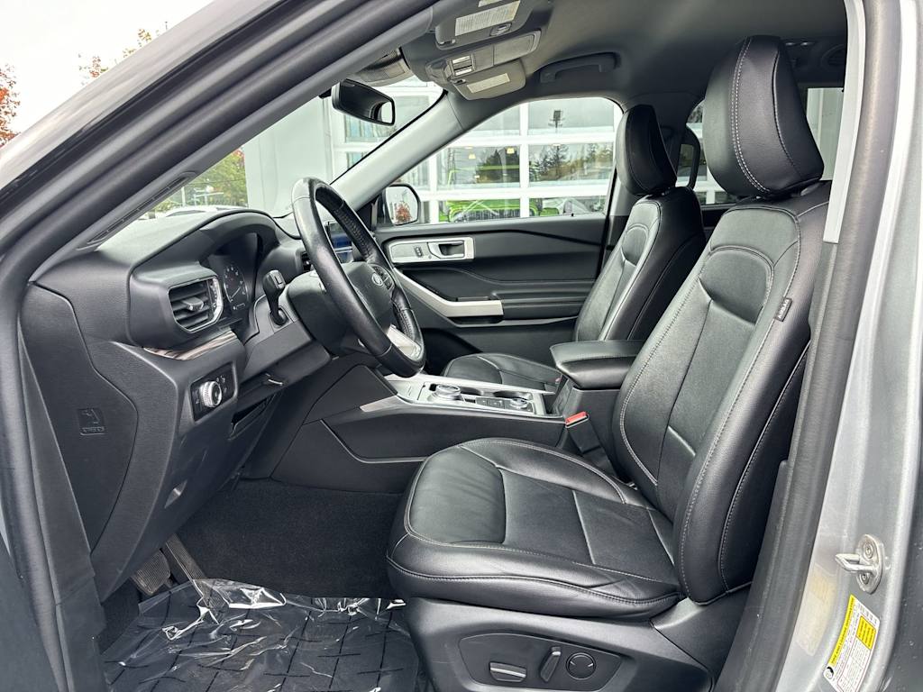 Thumbnail: 2023 Ford Explorer - 8