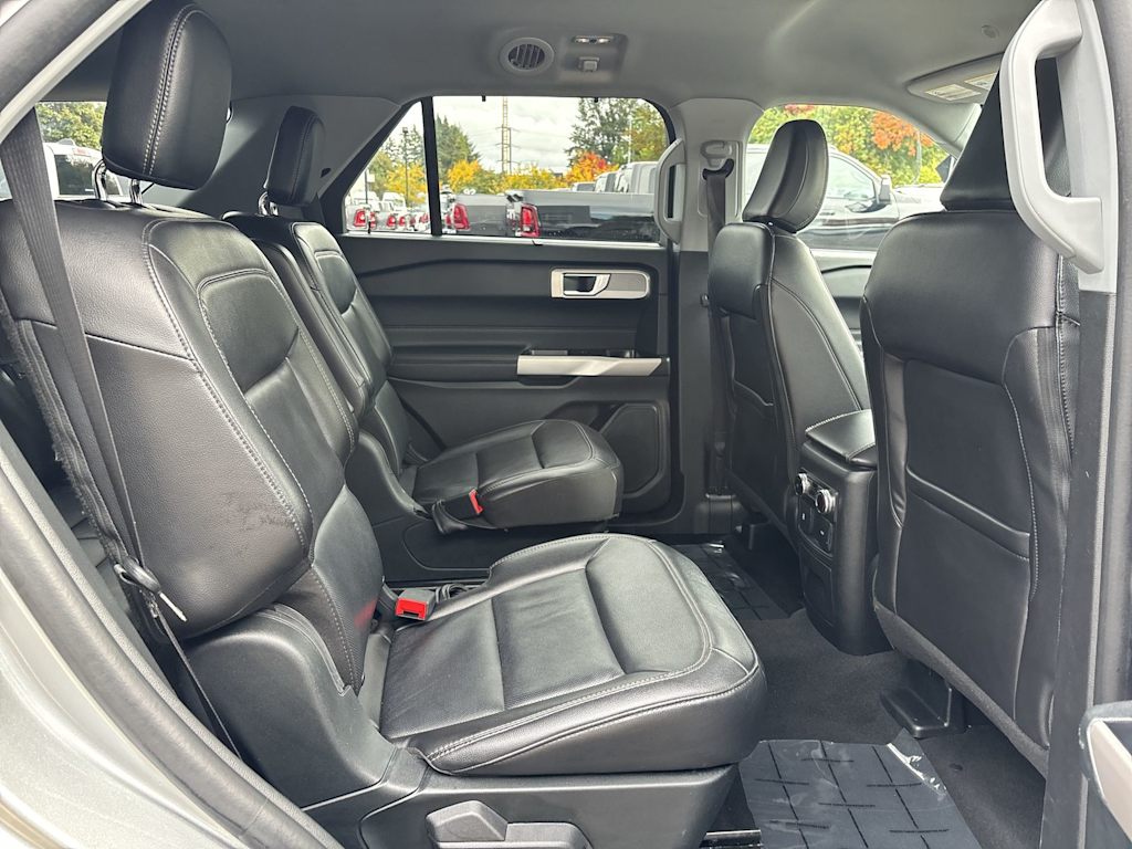 Thumbnail: 2023 Ford Explorer - 9