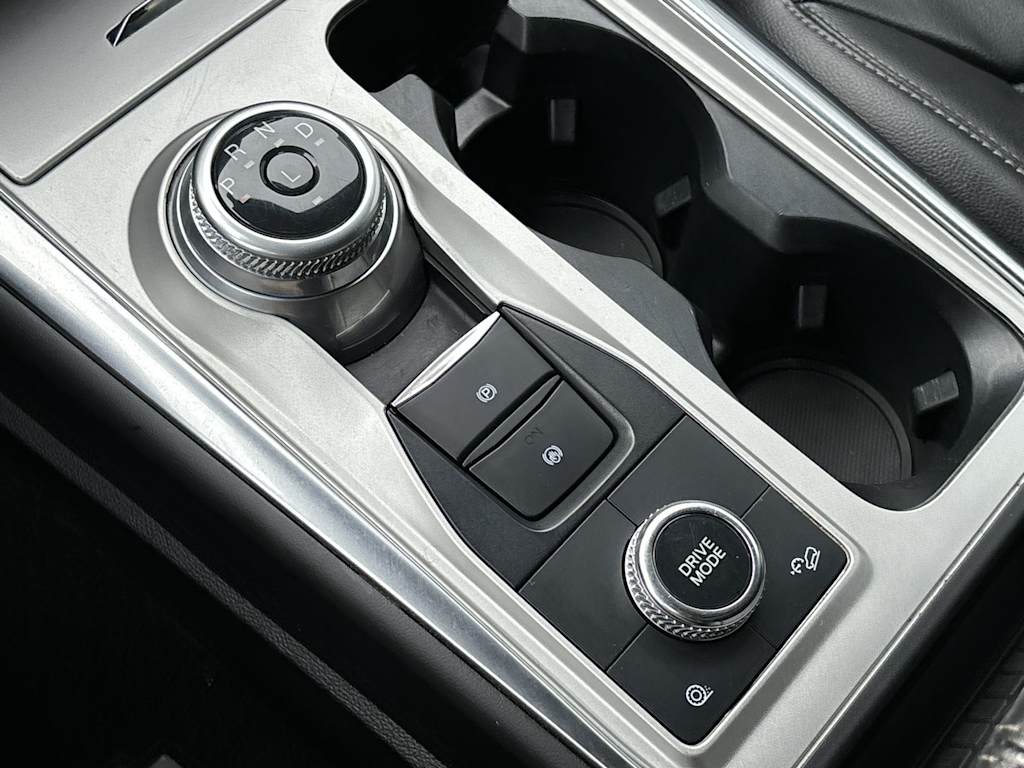 Thumbnail: 2023 Ford Explorer - 11