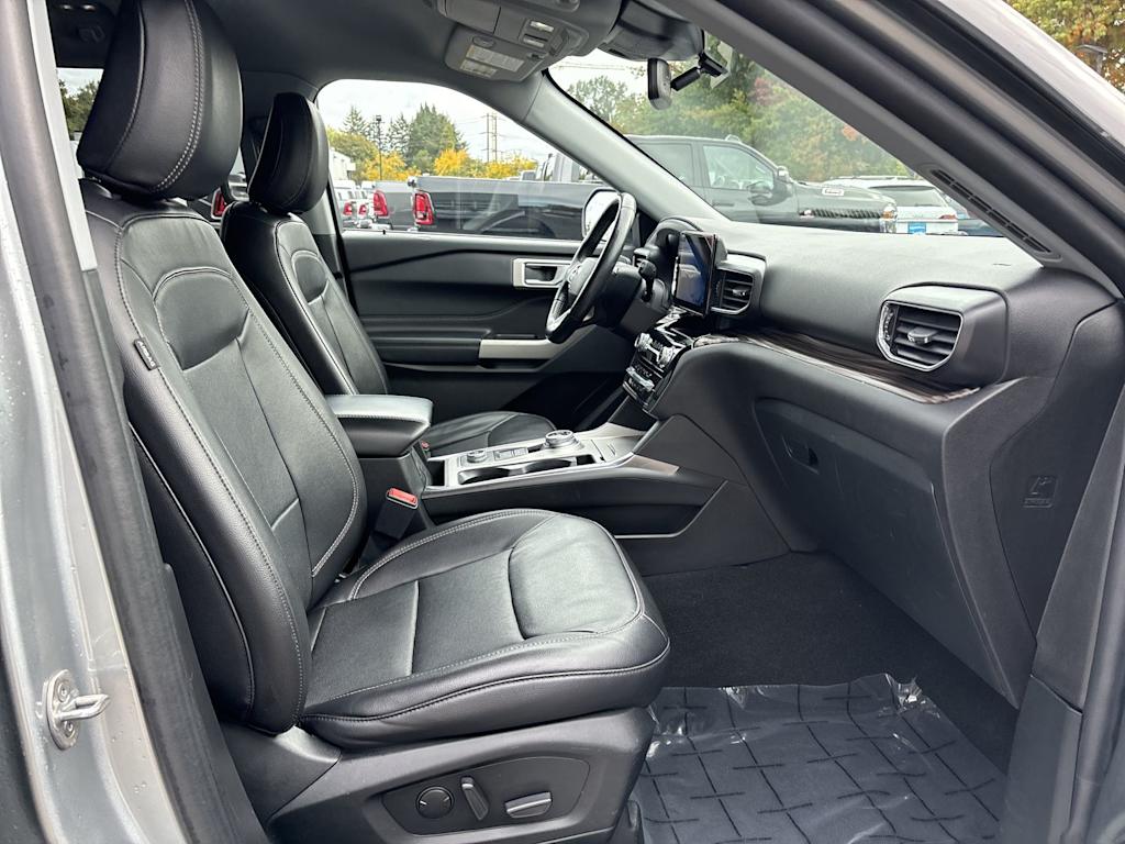 Thumbnail: 2023 Ford Explorer - 7