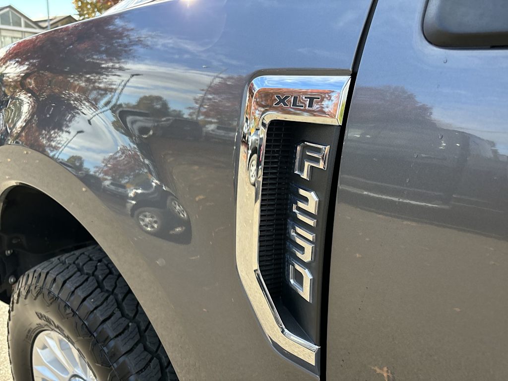 Thumbnail: 2022 Ford F-250 - 11