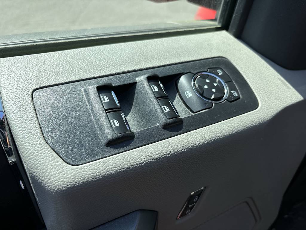 Thumbnail: 2017 Ford F-150 - 12
