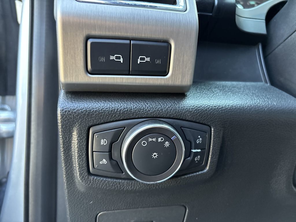 Thumbnail: 2015 Ford F-150 - 13
