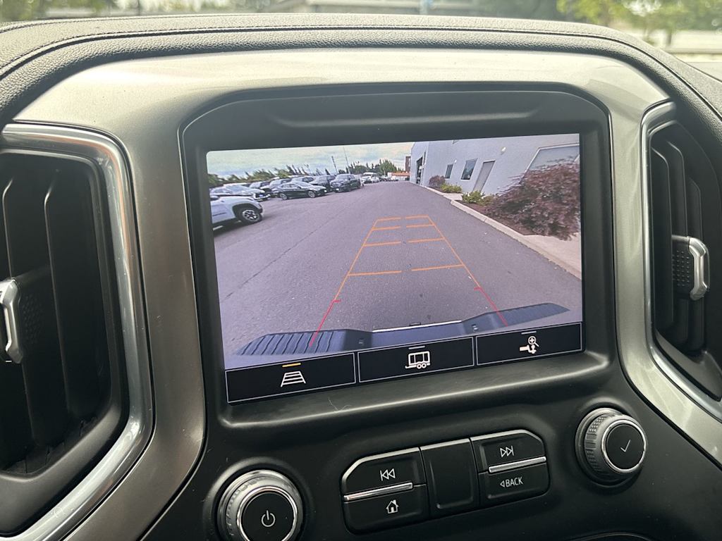 Thumbnail: 2022 Chevrolet Silverado 3500 - 22