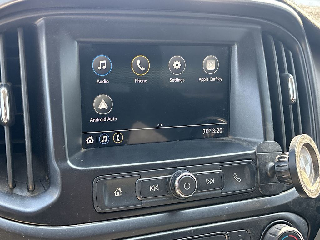 Thumbnail: 2019 Chevrolet Colorado - 3