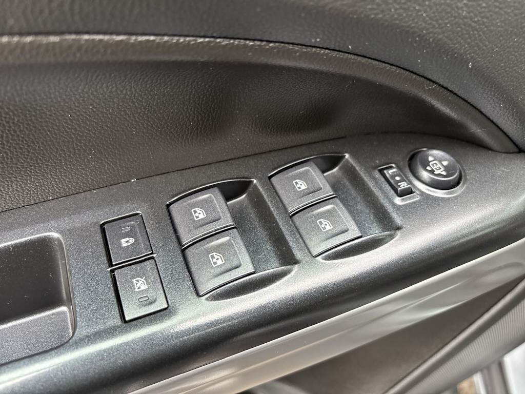 Thumbnail: 2019 Chevrolet Colorado - 12