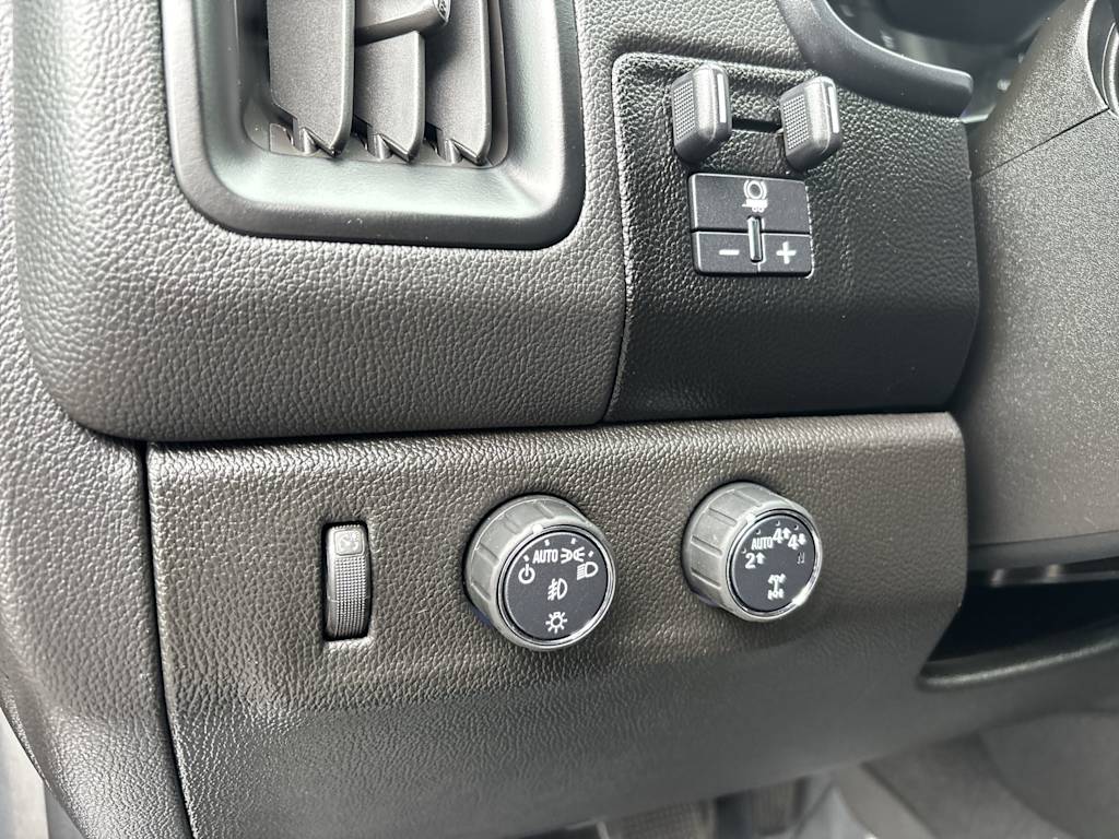 Thumbnail: 2019 Chevrolet Colorado - 13