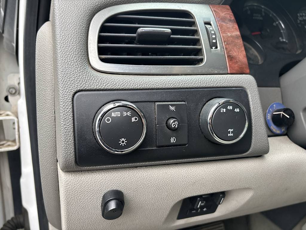 Thumbnail: 2007 Chevrolet Silverado 2500 - 10
