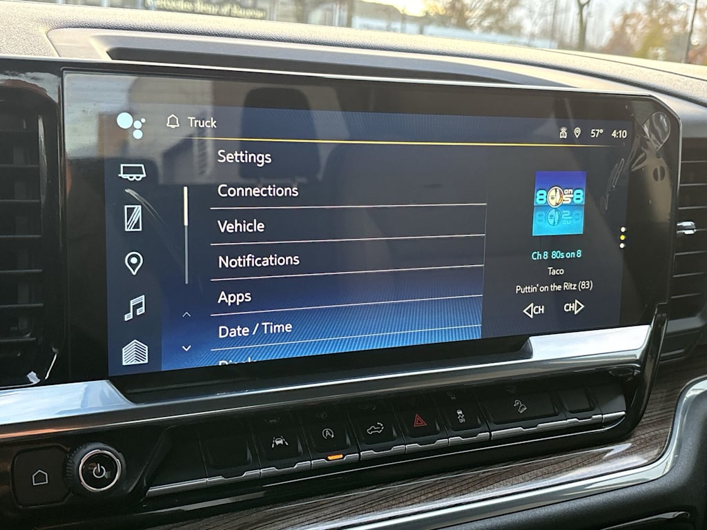 Thumbnail: 2024 Chevrolet Silverado 1500 - 24